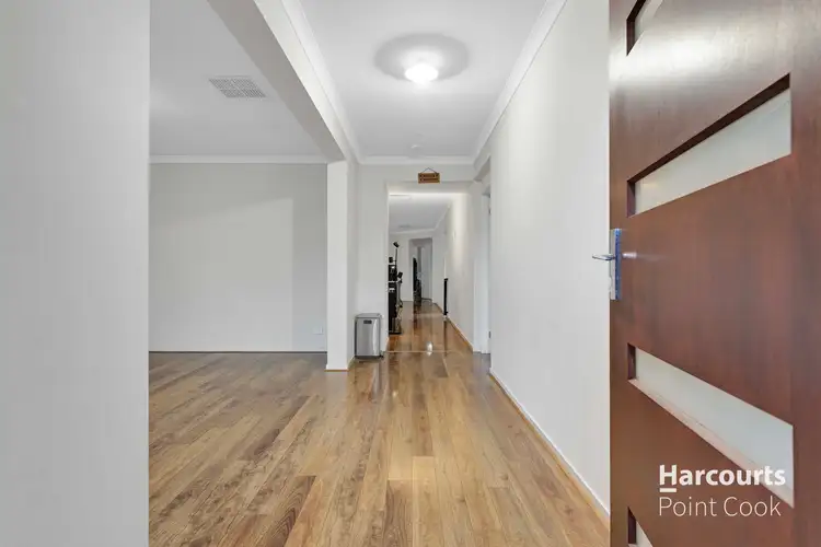 Fourth view of Homely house listing, 5 Davenport Drive, Williams Landing VIC 3027