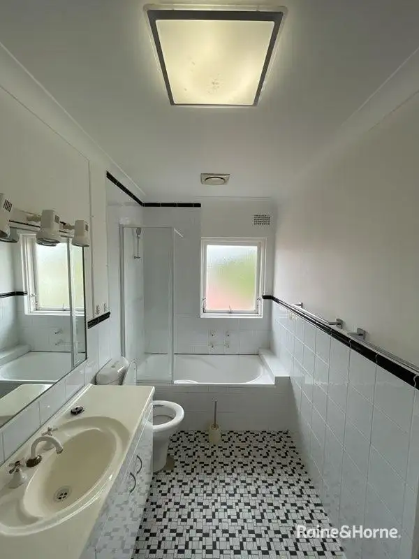 Fourth view of Homely apartment listing, 15/38 Pine Street, Randwick NSW 2031