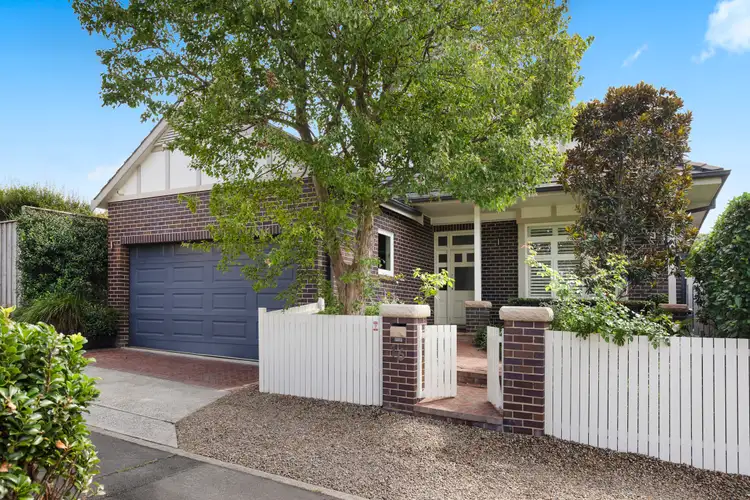 16 Valley Lane, Lindfield NSW 2070