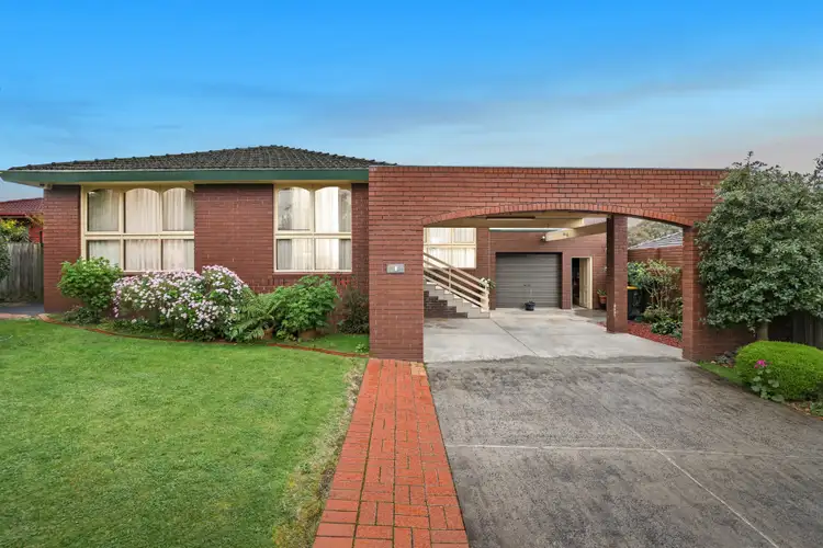 9 Pineview Close, Wheelers Hill VIC 3150