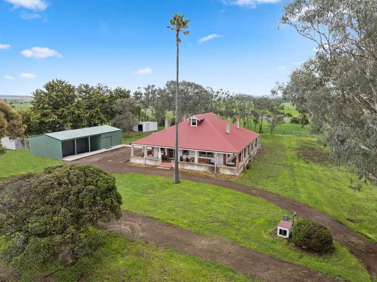 695 Pomborneit-Foxhow Road, Pomborneit North VIC 3260