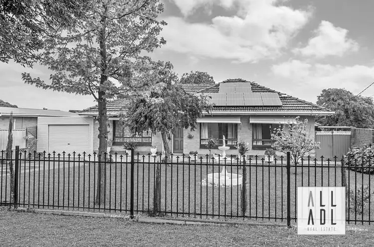 17 Morris Drive, Valley View SA 5093