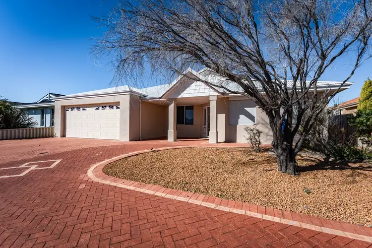 7 Shoreview Street, Wandina WA 6530
