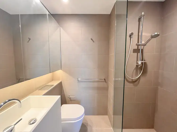 Sixth view of Homely apartment listing, 5813/70 Southbank Boulevard, Southbank VIC 3006