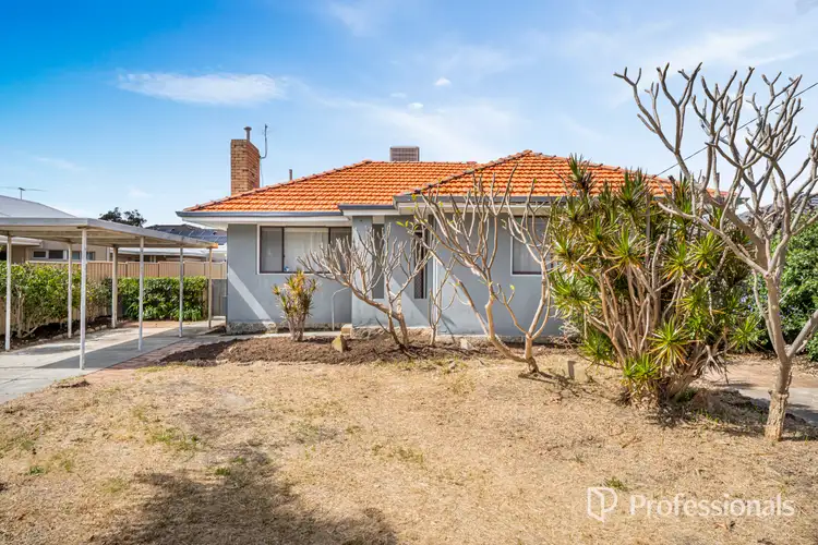 10 Medhurst Crescent, Nollamara WA 6061