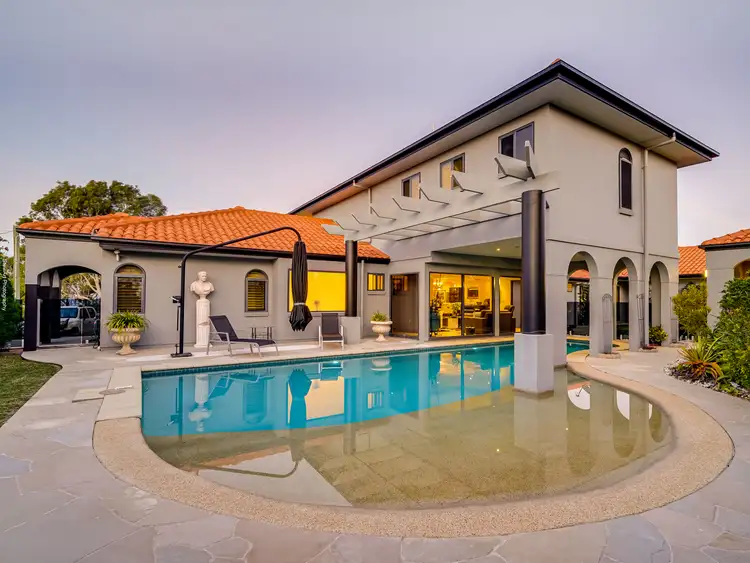 189 Esplanade, Point Vernon QLD 4655