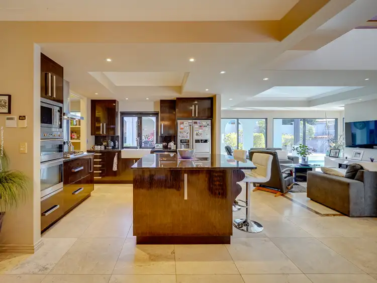Sixth view of Homely house listing, 189 Esplanade, Point Vernon QLD 4655