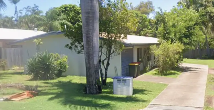 Second view of Homely semi-detached listing, 2/5 Geoffrey Thomas Drive, Bucasia QLD 4750