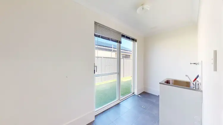 Fifth view of Homely house listing, 7 Rockvale Crescent, Harrisdale WA 6112