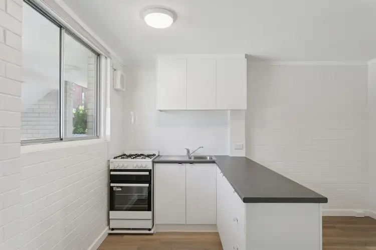 8 St Leonards Street