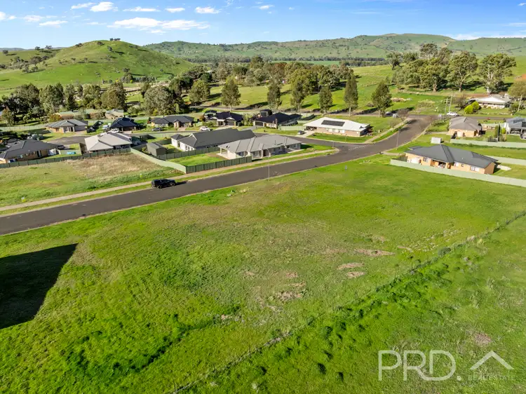 27 Lawson Drive, Gundagai NSW 2722