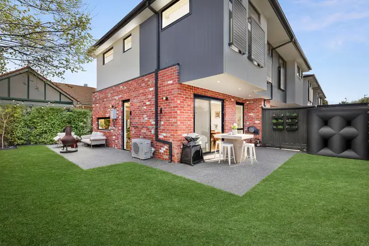 5/2 Earlstown Road, Hughesdale VIC 3166