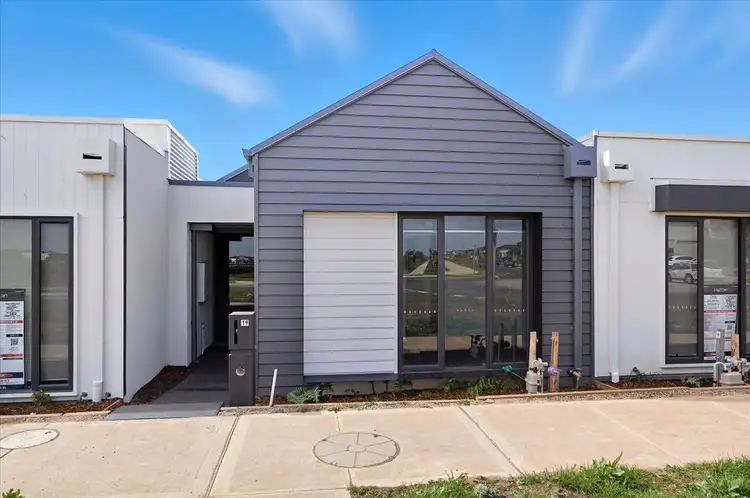 19 Callaway Street, Mambourin VIC 3024