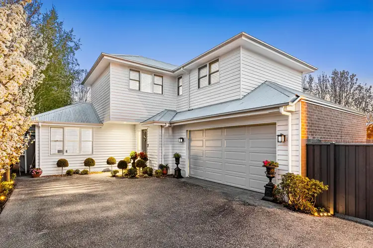 2/141 Aberdeen Street, Newtown VIC 3220