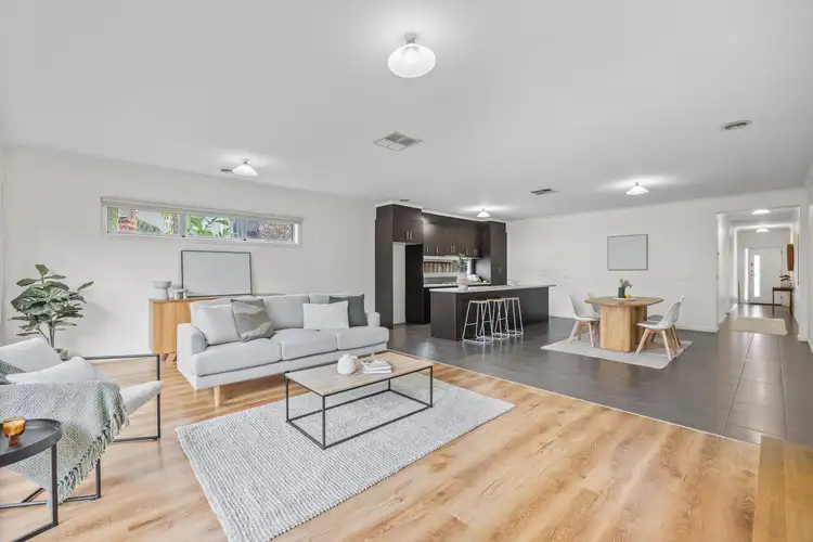 3/7-8 Roseville Court, Berwick VIC 3806