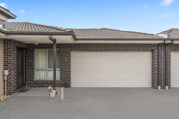 3/7-8 Roseville Court, Berwick VIC 3806