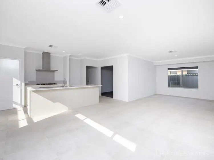 Fourth view of Homely house listing, 27 Bonfire Chase, Eglinton WA 6034