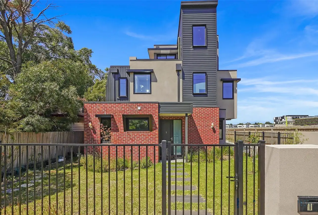 Main view of Homely townhouse listing, 1/80 Middleborough Road, Blackburn South VIC 3130