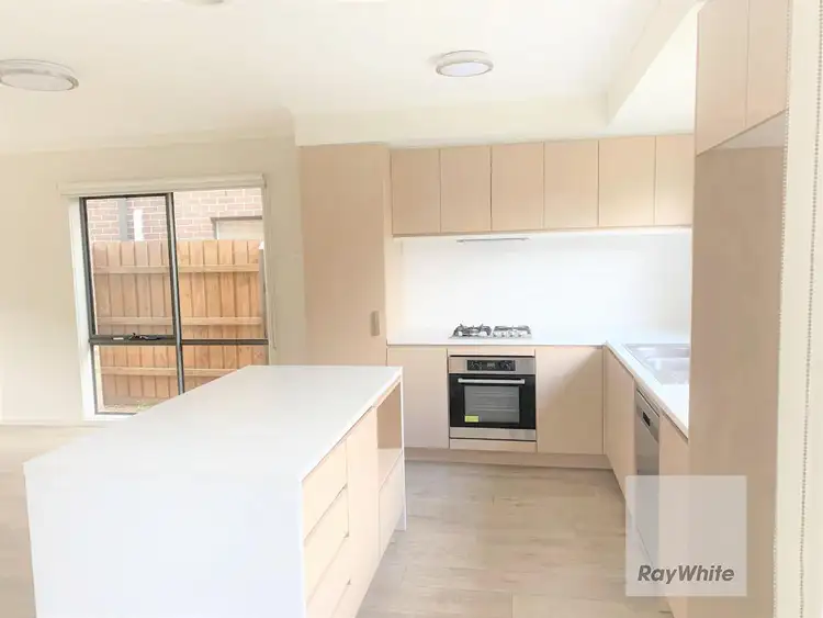 Fourth view of Homely house listing, 3 Erinbank Crescent, Westmeadows VIC 3049
