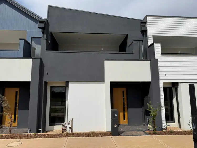 39 Amazing Boulevard