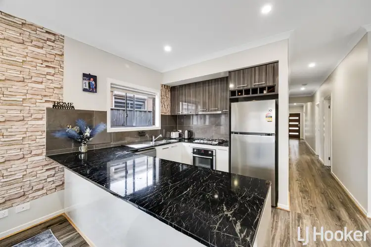 Sixth view of Homely house listing, 7 Erden Court, Harkness VIC 3337