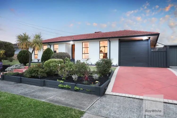 6 Bunbury Court, Gladstone Park VIC 3043