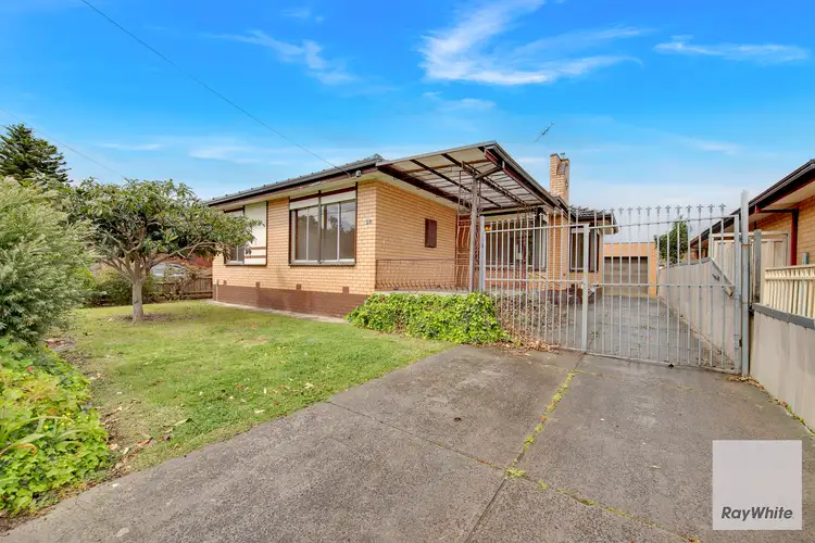 28 Oleander Drive, St Albans VIC 3021
