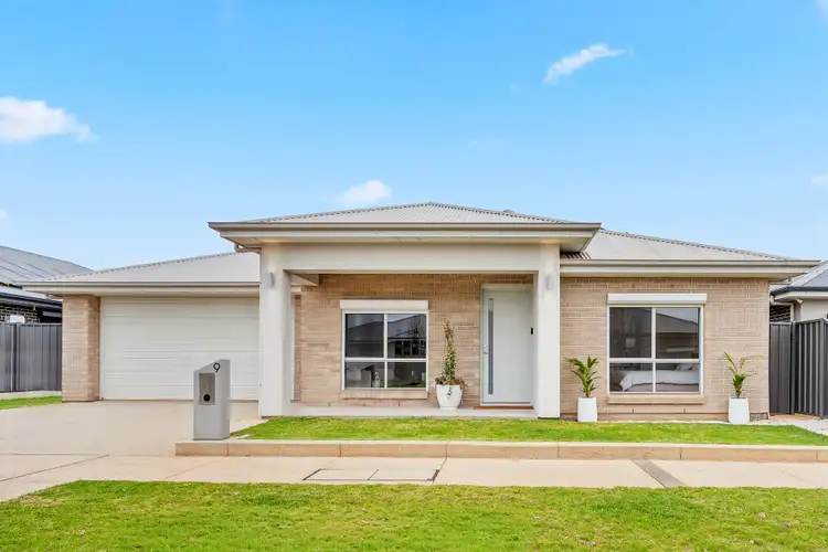 9 Parkvale Drive, Angle Vale SA 5117