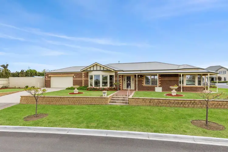 3-4 Dumfries Court, Highton VIC 3216