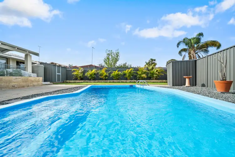 Fifth view of Homely house listing, 1 Monash Court, Halls Head WA 6210
