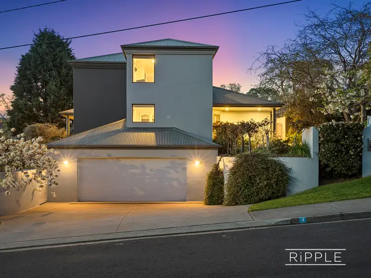 4 Beach Road, Lindisfarne TAS 7015