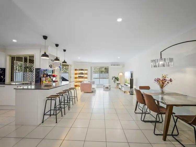 6 Chantrill Avenue, Nerang QLD 4211