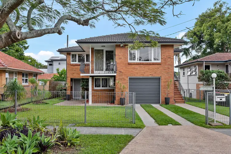 31 Turner Avenue, Fairfield QLD 4103