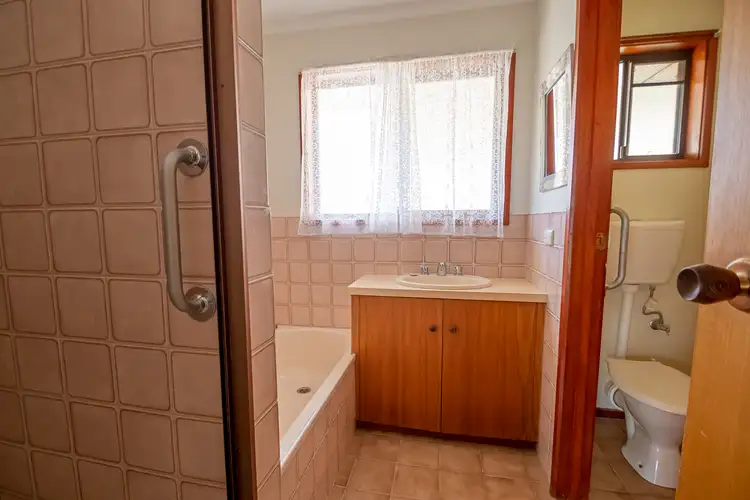 Sixth view of Homely unit listing, 1/16 Smythe Street, Benalla VIC 3672