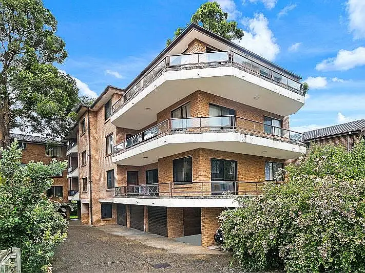 Main view of Homely apartment listing, 18/6-10 Railway Parade, Westmead NSW 2145