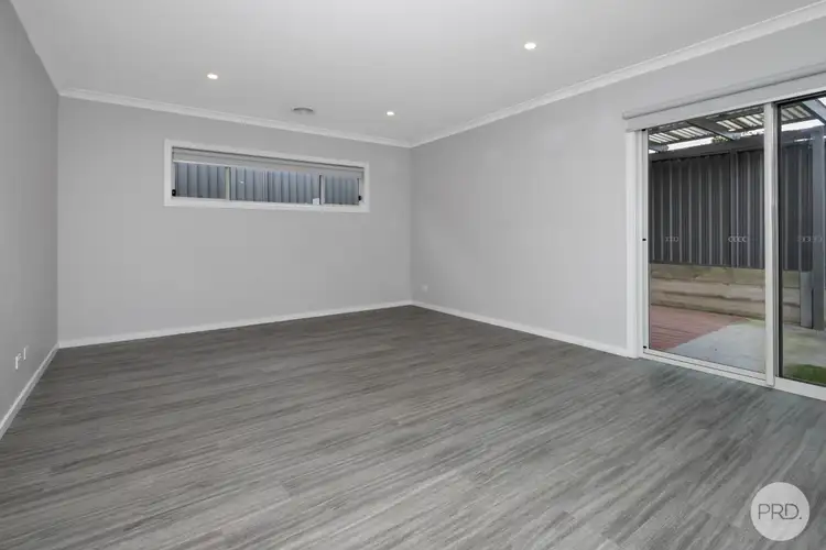 Fifth view of Homely townhouse listing, 2/209 Tinworth Avenue, Mount Clear VIC 3350