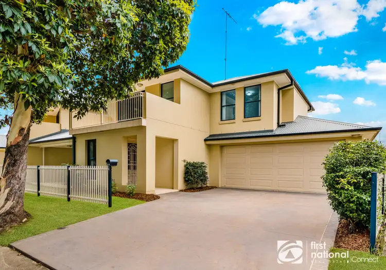 2/2 Brentwood Ave, Hobartville NSW 2753