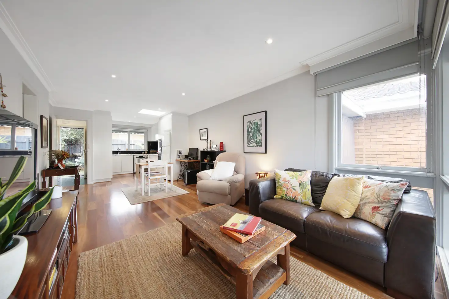 Main view of Homely unit listing, 2/630-634 Centre Road, Bentleigh East VIC 3165
