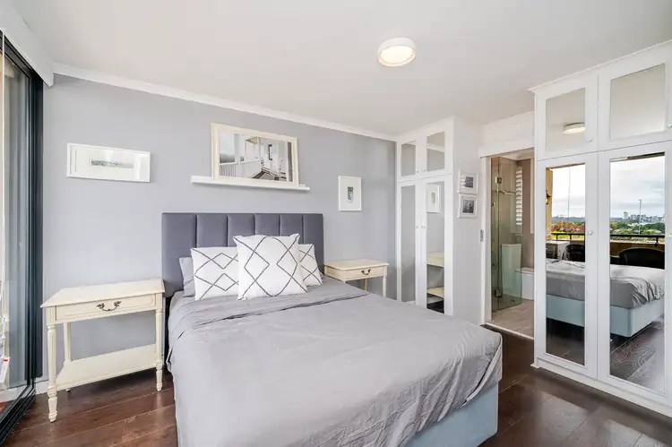 32/16 Hensman Street, Perth WA 6000