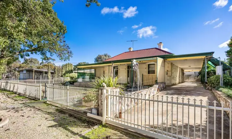 3 Adelaide Road, Greenock SA 5360
