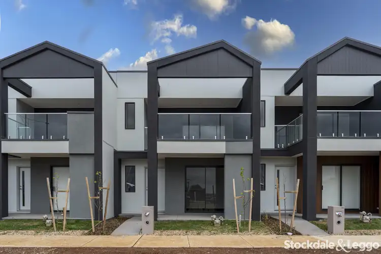 40 Cupola Walk, Truganina VIC 3029