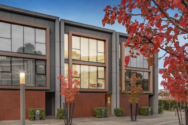 4 Periwinkle Place, Armadale VIC 3143
