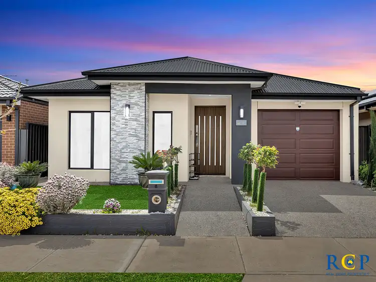 Main view of Homely house listing, 8 Hanish Street, Truganina VIC 3029
