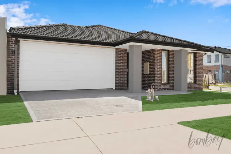 Second view of Homely house listing, 7 Cassia Way, Mickleham VIC 3064