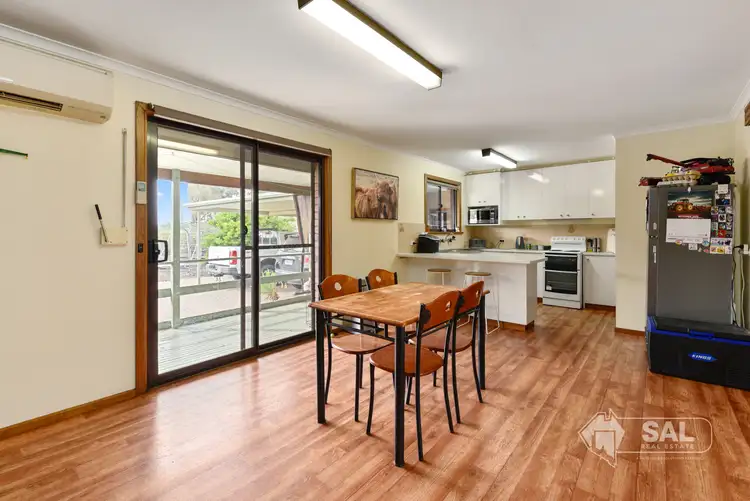 Fifth view of Homely house listing, 5 Pigeon Flat Road, Bordertown SA 5268