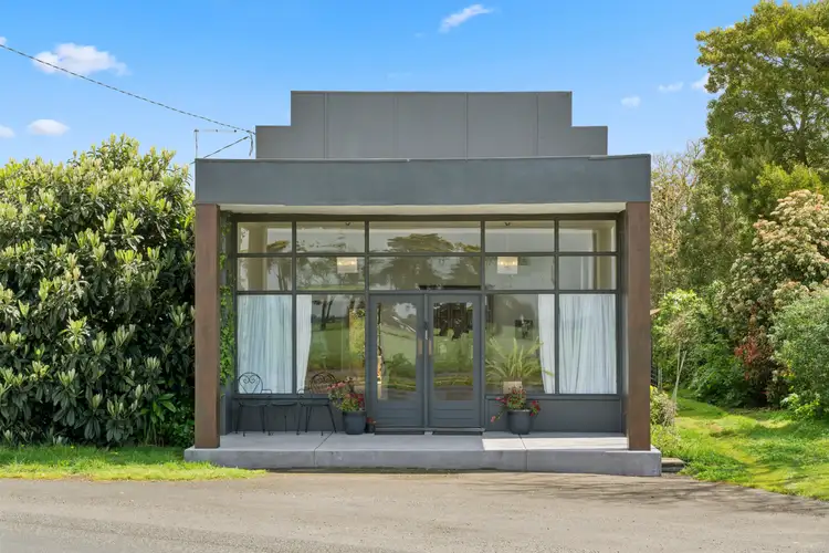 331 Glenormiston Road
