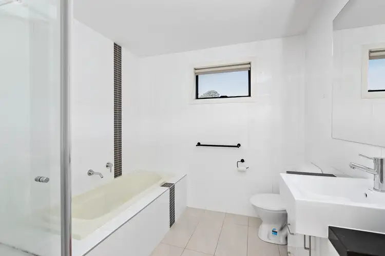 Fifth view of Homely townhouse listing, 1/27 Denbigh Street, Frankston VIC 3199