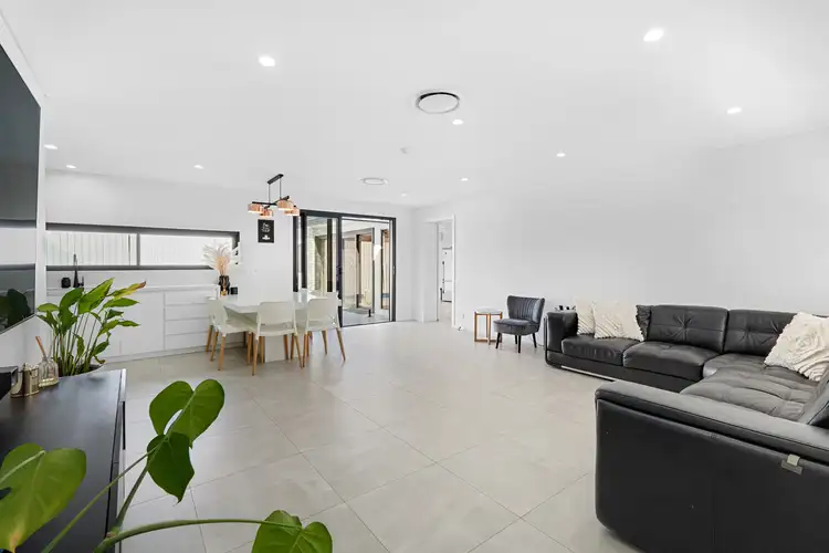 Sixth view of Homely house listing, 8 Ogilvy Street, Peakhurst NSW 2210