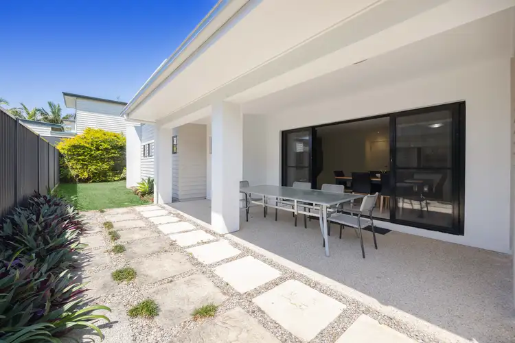 1/4 Catalina Drive, Mudjimba QLD 4564