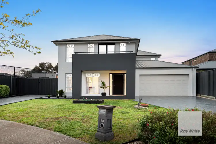 98 Taylors Hill Boulevard, Taylors Hill VIC 3037